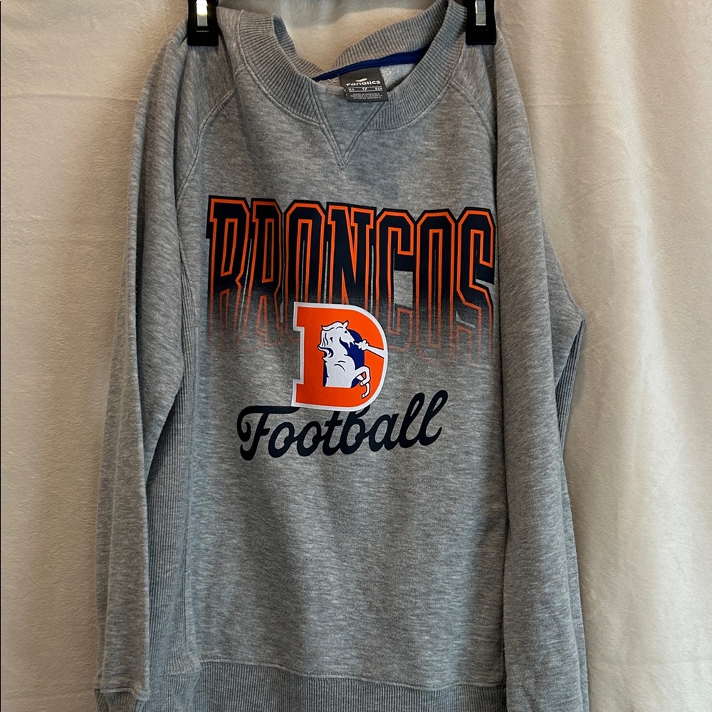 Women’s Fanatics Gray Denver broncos Sweatshirt with Blue Accent